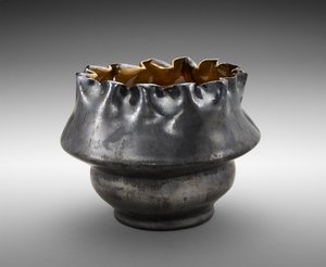 Vase av George E. Ohr