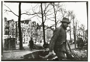 Gjennombrudd på Raadhuisstraat i Amsterdam av George Hendrik Breitner