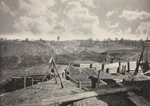 Rebel Works foran Atlanta, Georgia, nr. 5, 1865-1866. av George N. Barnard