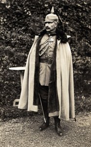 Portrett av den tyske keiseren Wilhelm II i 1913 (foto)