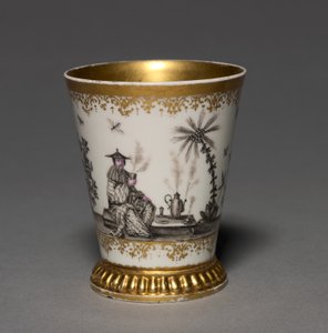 Beaker, manufacturer Meissen Porcelain Factory, Germany, before 1720 (porcelain, interior gilded) av German School