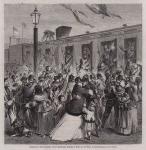 Soldater fra den prøyssiske Garde Landwehr ønsket velkommen på Potsdam Station, Berlin, da de kom tilbake fra den fransk-prøyssiske krigen, 22. mars 1871 (gravering) av German School