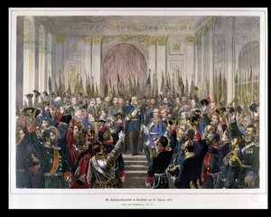 Erklæringen av Wilhelm som keiser av det nye tyske riket, i Speilsalen i Versailles 18. januar 1871, 1871 (fargegravering) av German School