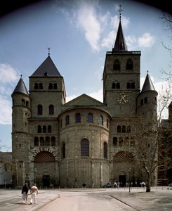 Utsikt over katedralen i Trier av German School