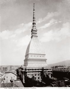 Utsikt over Antonellian Mole i Torino, ca. 1890 av Giacomo Brogi