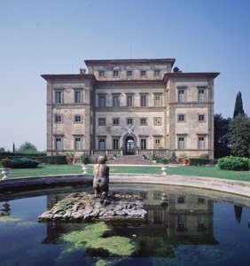 Utsikt over utsiden, hagefasaden, designet av Gian Lorenzo Bernini (1598-1680) (bilde) av Gian Lorenzo Bernini