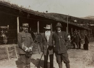 Album "Pictures of War II": Italienske soldater i Val Chiusone til Podsenica, 09/1917 (s/hv-bilde)