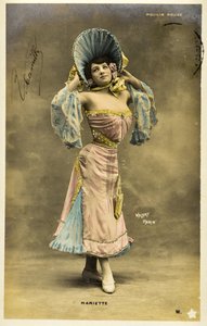 Postkort: Moulin Rouge - Portrett av Mariette, Music hall artist