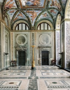 Loggiaen til Amor og Psyche, vestsiden av Villa la Farnesina, første etasje. rundt 1517 av Giovanni Francesco Penni