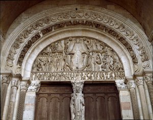 Romansk kunst: Tympan skulpturert som representerer den siste dommen. Skulptur av Mester Gislebertus (ca. 1130-1140). Cathedrale Saint-Lazare (Saint Lazare