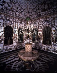 Hjørne av Salon Chino (kinesisk rom) utført utelukkende av porselen, 1769 (porselen) (for detaljer se 93238-9)