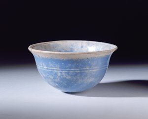 Hellenistisk blå støpt skål, 2. århundre f.Kr. (glass) av Greek