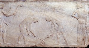 Art of Ancient Greece: Ballspill med lacrosse (prinsippet for nåværende hockey). Lavrelieff skulptur. Athens arkeologiske museum av Greek
