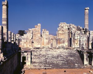Den store trappen til Apollon-tempelet, ca. 336 f.Kr av Greek School