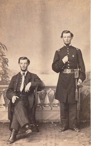 Alonzo H. Sterrett, senadjutant, førtiende amerikanske infanteri, 27. juli 1865. av Hall and Company