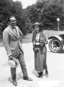 Douglas Fairbanks og Mary Pickford, ca. 1915 (s/hvitt-bilde)