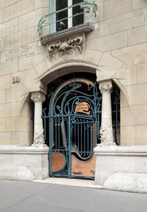 Inngangsdør til Castel Beranger, i jugendstil, bygget mellom 1895 og 1898 i det 16. arrondissement i Paris (bilde)