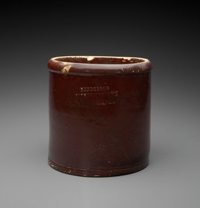 Jar, c. 1890-1894 (slipglasert steintøy) av Henderson Pottery Works Henderson Pottery Works