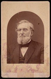 Portrett av Joseph Cummings 1817-1890, før 1890. av Hennigar and Gittings