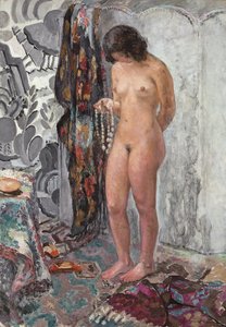 Stående naken med et halskjede, ca. 1923