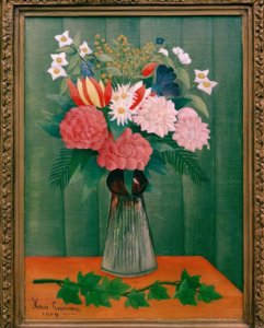 Bukett med blomster ved grenen av eføy av Henri Rousseau