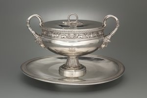 Dekket terrin med brett, 1798-1809 av Henry Auguste
