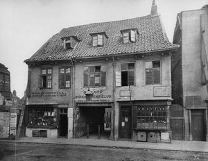 Old House, Palace Yard, Lambeth, ca. 1883