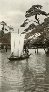 At Matsushima, 1910. av Herbert Ponting