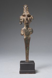 Anatolisk-kanaanittisk figur (bronse) (se også 325651) av Hittite