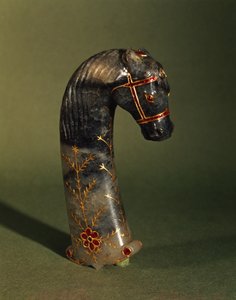 Dolkhåndtak i form av et hestehode, Mughal, ca. 1658-1710 (jadeinnsatt med gull og rubiner)