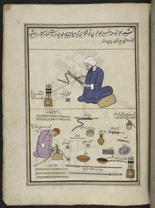 Menn som dekker vannpipe-slanger med tråd og tråd,  86 tegninger bundet inn i et bind som viser håndverk og yrker i Kashmir, håndverkere vises i arbeid med redskaper og utstyr,  Av en Kashmir-kunstner, sannsynligvis i Srinagar, ca. 1850-60 (gouache av Indian School