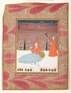 Kvinne sitter på en terrasse med en ledsager med en chauri, ca. 1735 (ugjennomsiktig wc og gull på papir) av Indian School