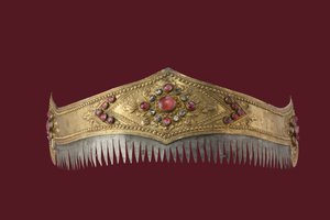 Crown, Buleleng Regency (gull, sølv, rubiner og diamanter) av Indonesian School