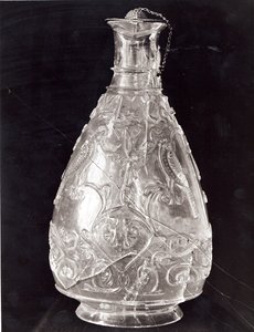 Ewer med fugler fra statskassen i Saint-Denis, egyptisk, Fatimid-periode, slutten av 1000-tallet (bergkrystall)