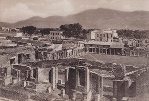 Brakkene til gladiatorene med panorama, fekteskolen (s/h foto) av Italian Photographer