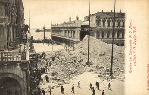 Kollaps av Campanile of San Marco, Venezia, 14. juli 1902 av Italian Photographer