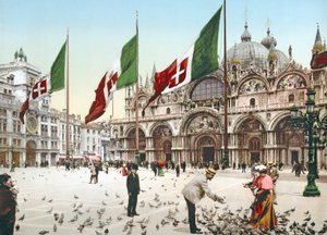 Mate duene på Markusplassen, Venezia, ca. 1900 av Italian Photographer