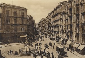 Napoli: Via Roma Gia' Toledo (s/hvitt bilde) av Italian Photographer
