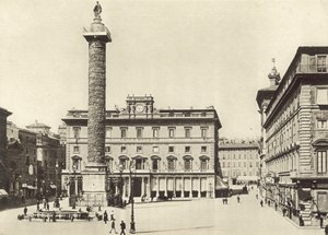 Square of the Colonna av Italian Photographer