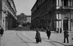 Taranto, Via Archita, kontorbygning (s/h foto) av Italian Photographer