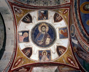 Kristus som gir velsignelse omgir symboler på evangelister Fresco fra 1200-tallets italienske skole. Hvelv 15 av krypten til katedralen i Anagni. Italia av Italian School