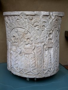 Font, opprinnelig fra kirken St Agatha i Quirinale av Italian School