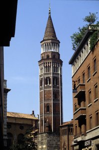 Milano: klokketårnet i San Gottardo. av Italian School