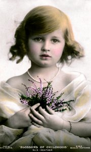 Blossoms of Childhood No.3: Heather, tidlig på 1900-tallet.