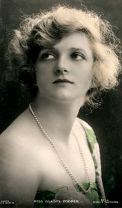 Gladys Cooper 1888-1971, engelsk skuespillerinne, tidlig på 1900-tallet.