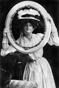 Marie Studholme 1875-1930, engelsk skuespillerinne, 1904.