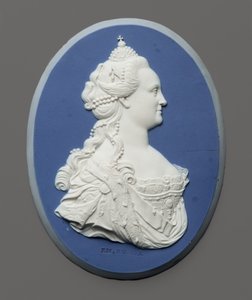 Portrettmedaljong av keiserinne Katarina II av Russland, ca. 1775 (jasperware) av J. and Bentley Wedgwood