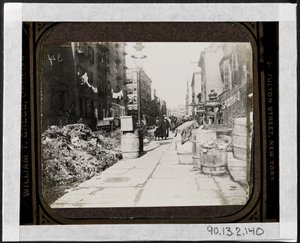 Tammany Street Cleaning før Warings Day, foran Varick Place 9, ca. 1890