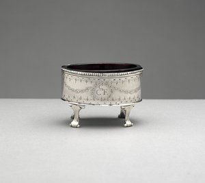 Saltskål, ca. 1785-1803 (sølv og glass) av Jacob Gerritse (attr.to) Lansing
