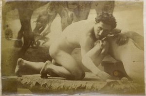 Studie av en mannlig nakenmodell, liggende på gulvet og bryte med en mannequin, i studioet til Jacques de Lalaing, mulig forstudie for maleriet The Wrestlers av Jacques Lalaing (attributed to)
